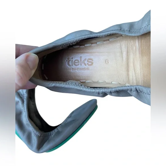 Tieks by Gavrieli Grey Italian Leather Foldable Ballet Flats Size 6 - Picture 5 of 8